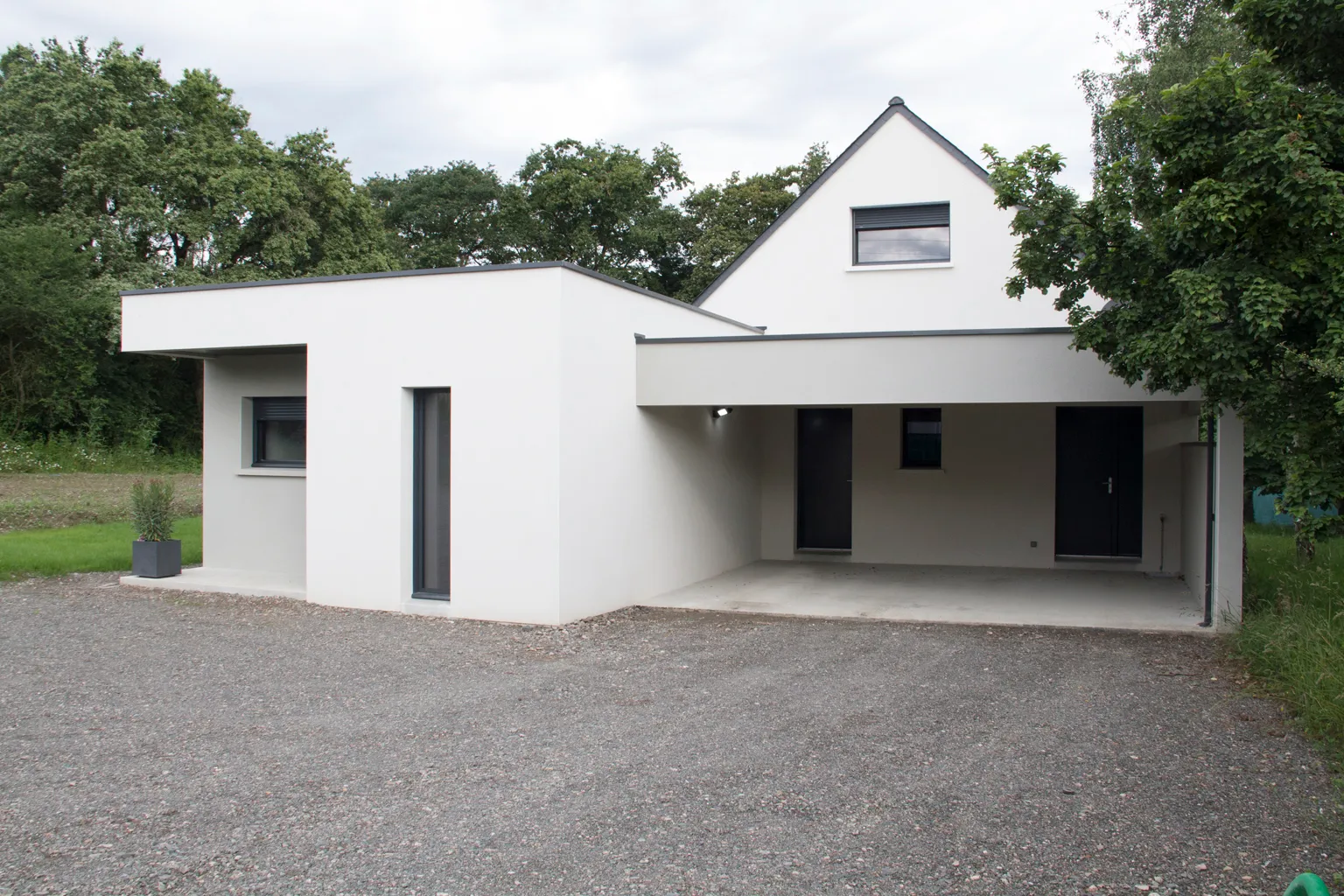 Maison contemporaine, Bouchemaine — photo 2 sur 5