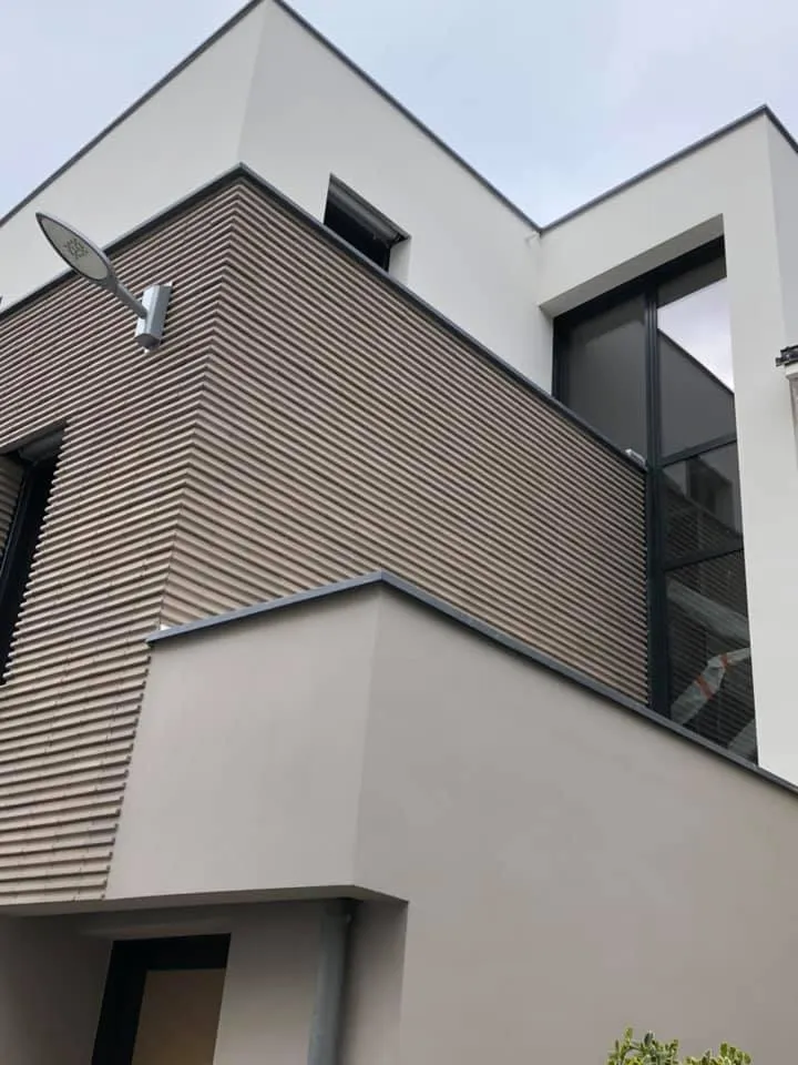 Maison contemporaine en brique, Angers centre — photo 2 sur 3